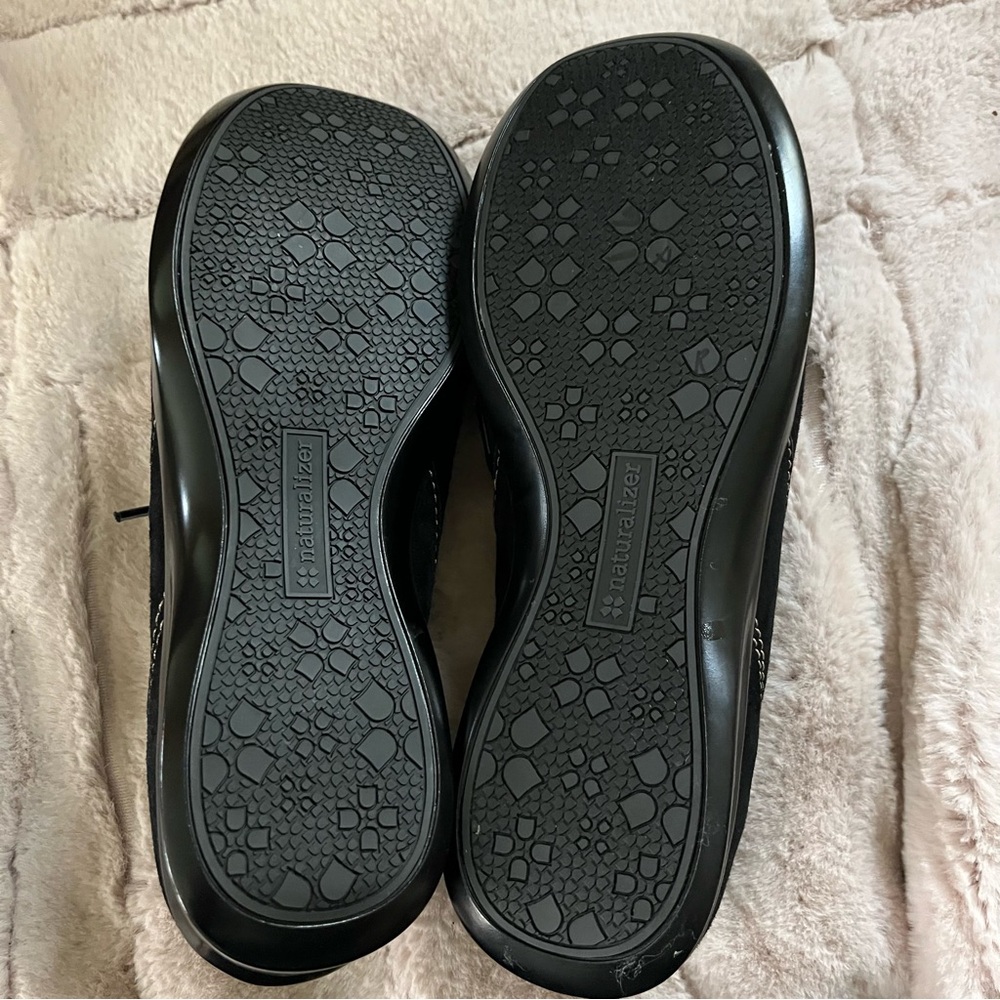 Naturalizer Amelia Black Suede Lace Up Loafers New - 9 - Picture 6 of 7
